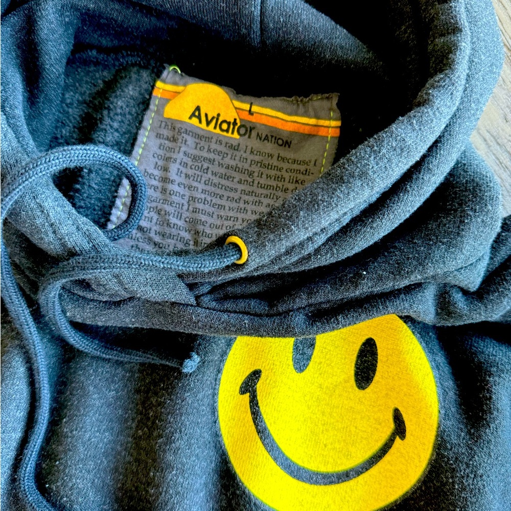 Aviator Nation cropped smile hoodie size L